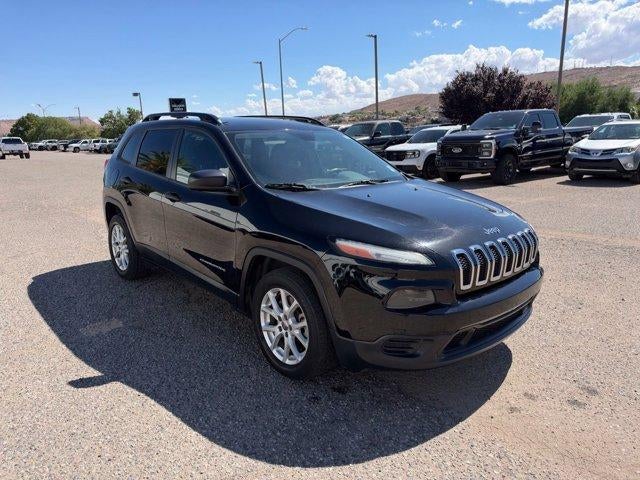 2017 Jeep Cherokee Sport