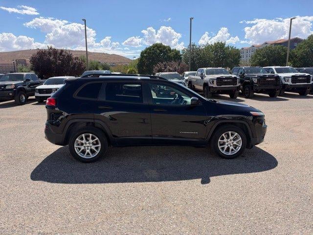 2017 Jeep Cherokee Sport