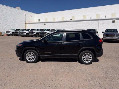 2017 Jeep Cherokee Sport