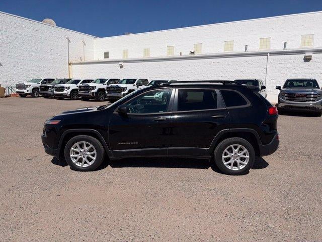 2017 Jeep Cherokee Sport