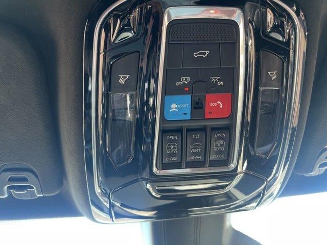 2023 Jeep Grand Wagoneer L Series III