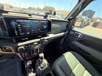 2025 Jeep Gladiator Mojave X