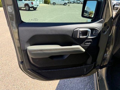2025 Jeep Gladiator Mojave X