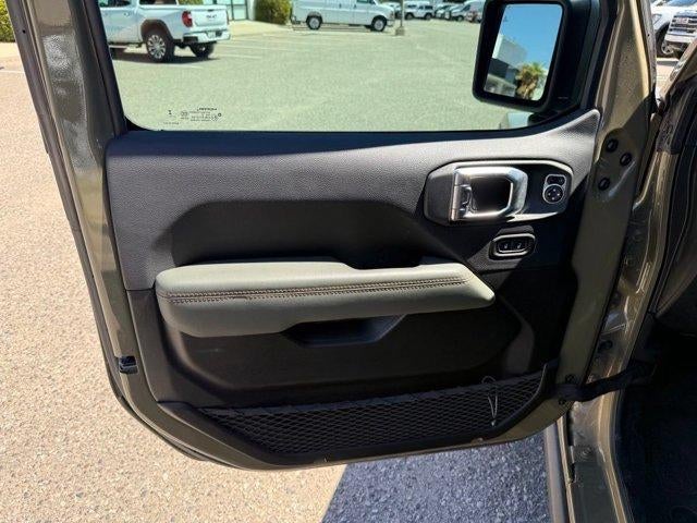 2025 Jeep Gladiator Mojave X