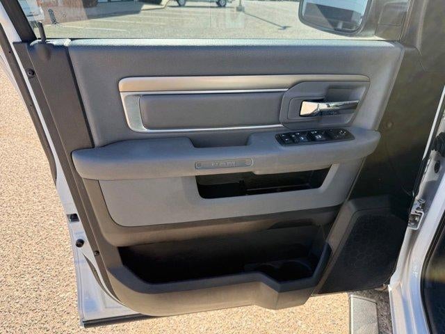 2017 RAM 1500 SLT