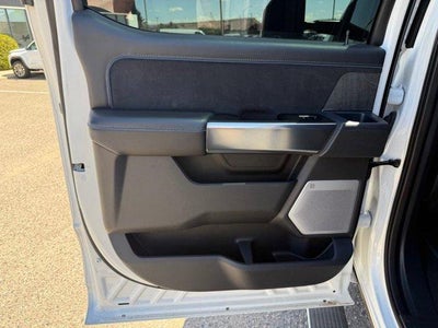 2025 Ford Super Duty F-350 SRW Platinum