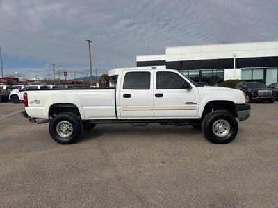 2004 Chevrolet Silverado 2500 HD LS