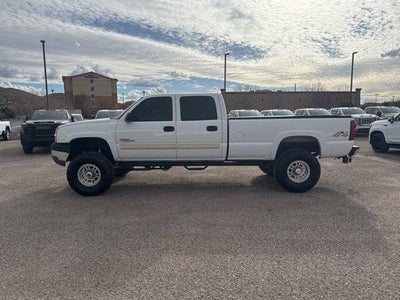 2004 Chevrolet Silverado 2500 HD LS