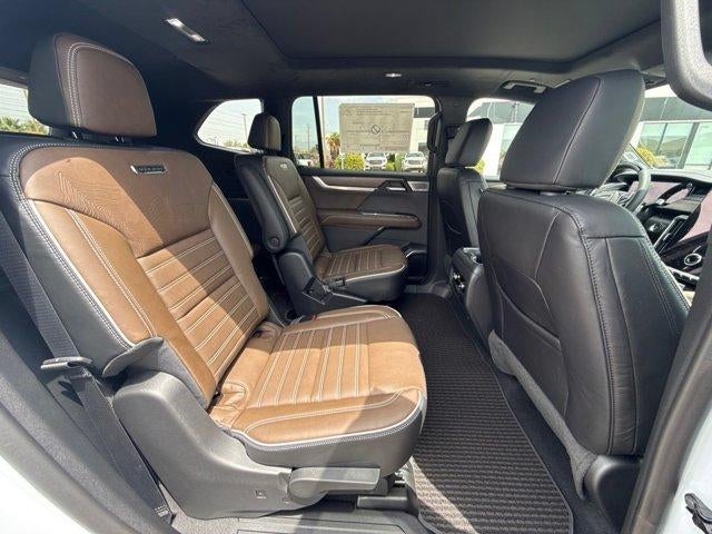 2027 GMC Acadia Denali Ultimate