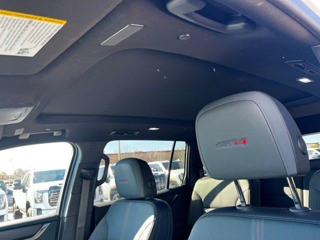 2024 GMC Acadia AT4