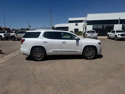 2023 GMC Acadia Denali