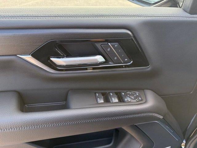 2026 GMC Yukon Denali - Photo 10