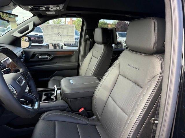 2026 GMC Yukon Denali - Photo 12