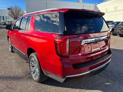 2022 GMC Yukon XL SLT