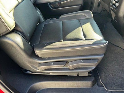 2022 GMC Yukon XL SLT