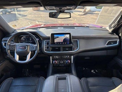 2022 GMC Yukon XL SLT