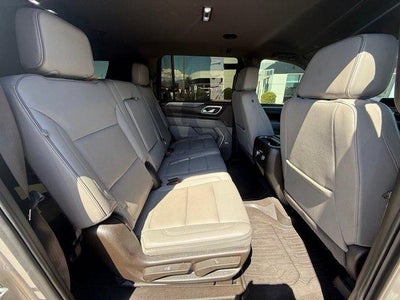 2023 GMC Yukon XL SLT