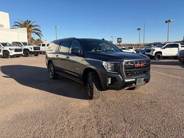 2021 GMC Yukon XL AT4