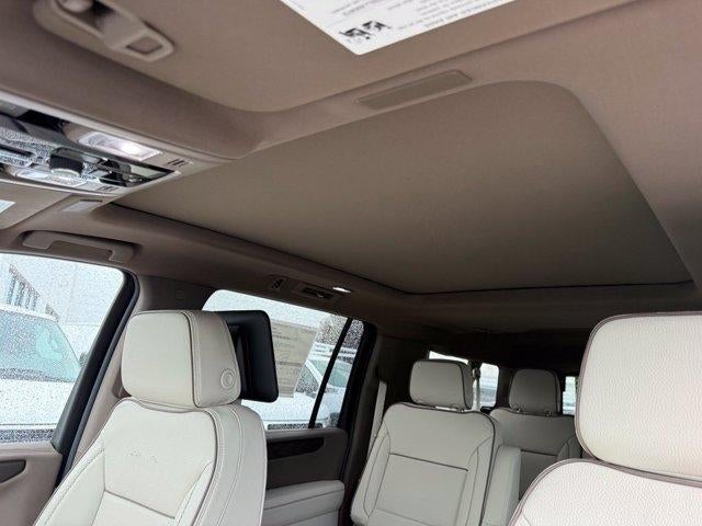 2027 GMC Yukon XL Denali - Photo 15
