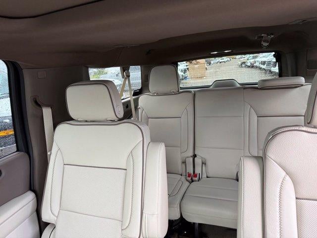 2027 GMC Yukon XL Denali - Photo 21
