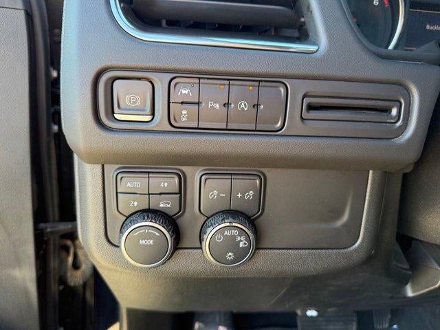 2023 Chevrolet Suburban LS