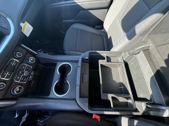 2023 Chevrolet Suburban LS