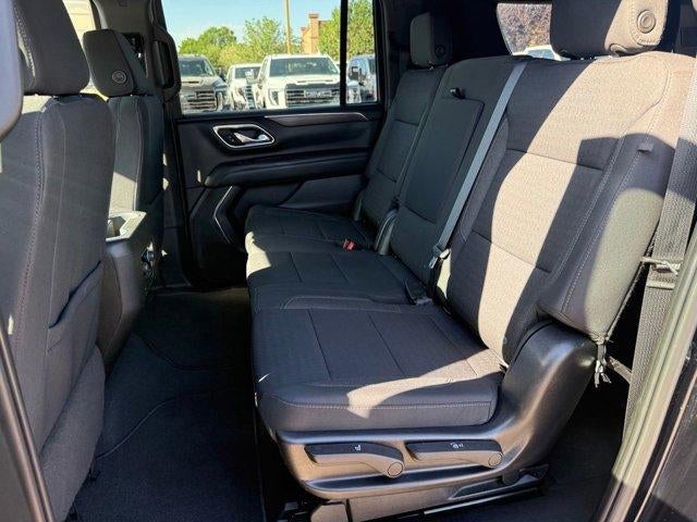 2023 Chevrolet Suburban LS