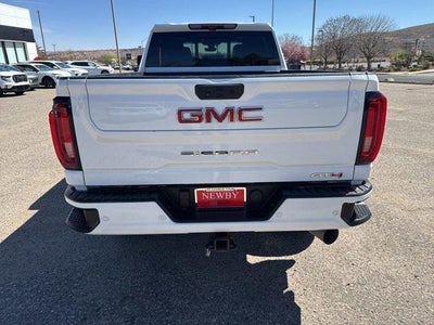 2023 GMC Sierra 2500 HD AT4