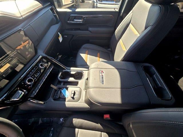 2026 GMC Sierra 3500HD AT4 - Photo 17