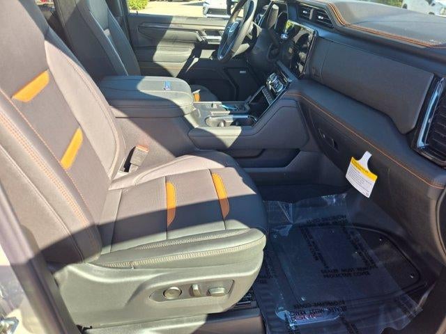 2026 GMC Sierra 3500HD AT4 - Photo 21