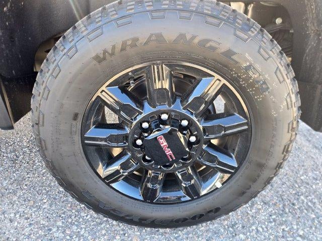2026 GMC Sierra 3500HD AT4 - Photo 31