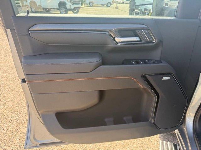 2026 GMC Sierra 3500HD AT4 - Photo 9