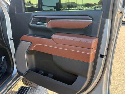 2025 GMC Sierra 3500 HD Denali Ultimate