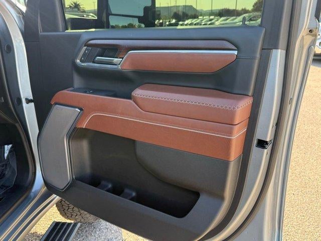 2025 GMC Sierra 3500 HD Denali Ultimate