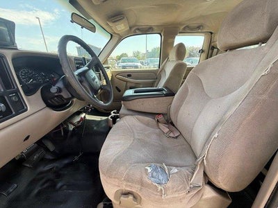 2002 GMC Sierra 2500 HD Base