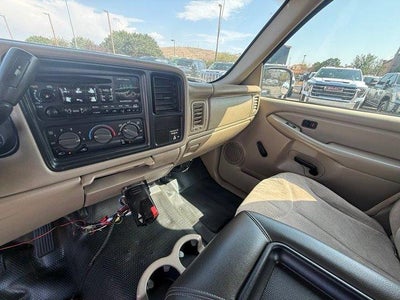 2002 GMC Sierra 2500 HD Base