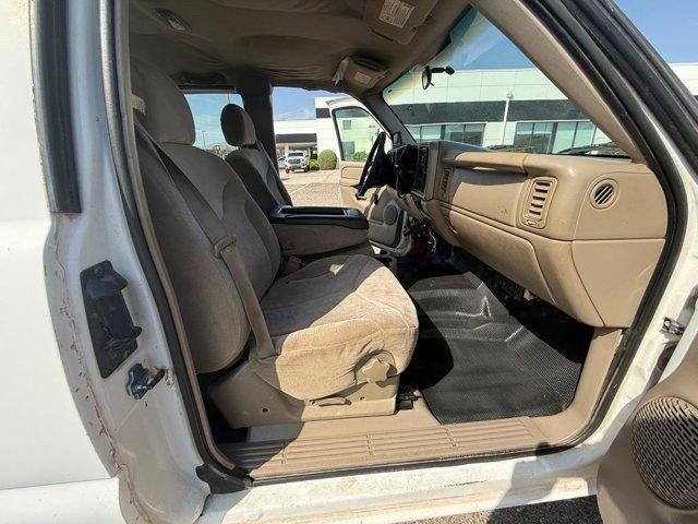 2002 GMC Sierra 2500 HD Base