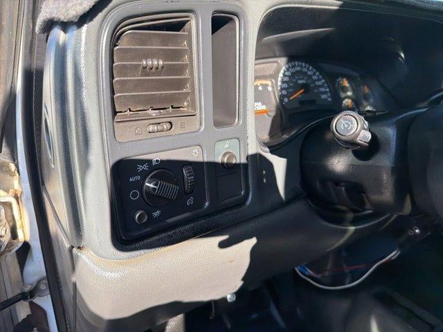 2005 GMC Sierra 3500 HD SRW