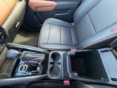 2025 GMC Canyon AT4