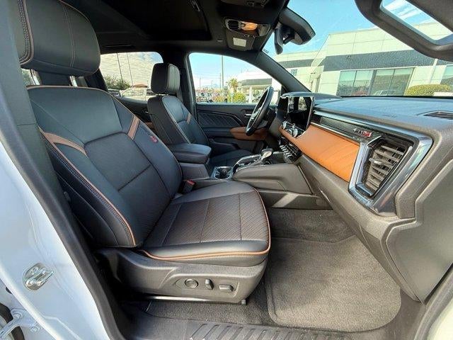 2025 GMC Canyon AT4