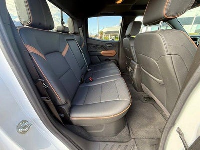 2025 GMC Canyon AT4
