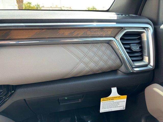 2025 GMC Canyon Denali