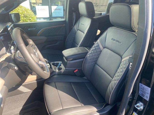 2025 GMC Canyon Denali