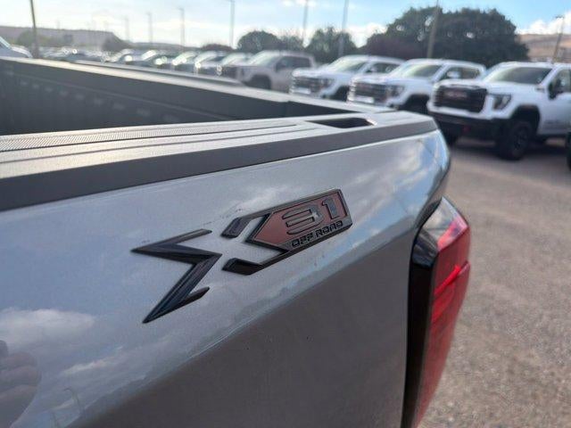 2026 GMC Sierra 1500 SLT - Photo 11