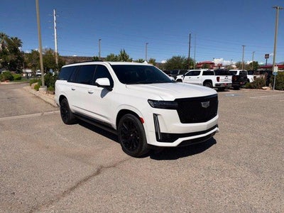 2022 Cadillac Escalade ESV Sport