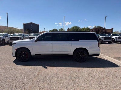 2022 Cadillac Escalade ESV Sport
