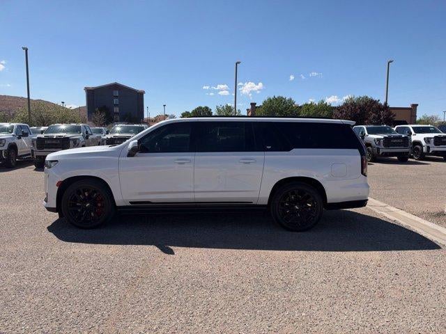 2022 Cadillac Escalade ESV Sport