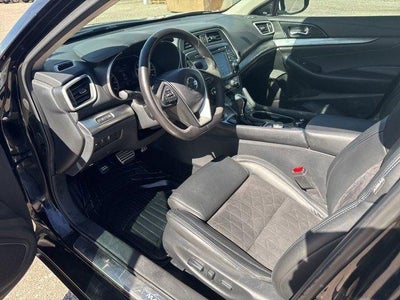 2017 Nissan Maxima SR