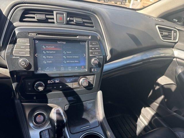 2017 Nissan Maxima SR