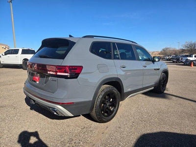 2024 Volkswagen Atlas 2.0T Peak Edition SE w/Technology
